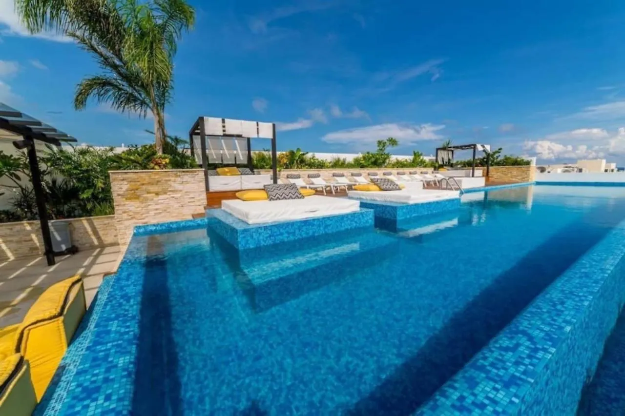 Downtown Exclusive 2Br Ph With Priv Pool Gym Cinema Apartment Playa del Carmen