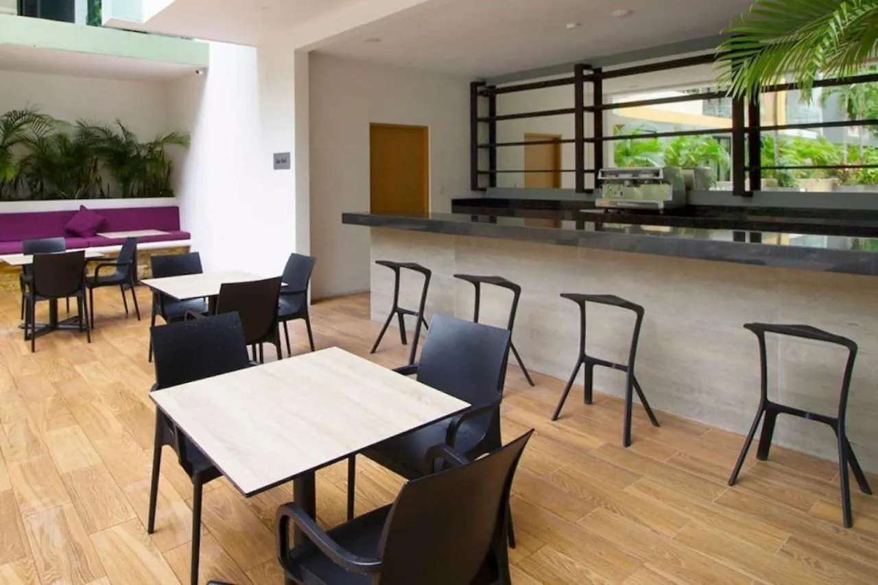 Downtown Exclusive 2Br Ph With Priv Pool Gym Cinema Apartment Playa del Carmen